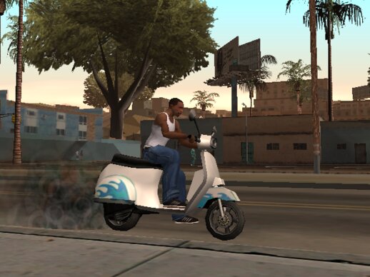 The Buzz on Maggie: Maggie Pesky's scooter (faggio paintjob)
